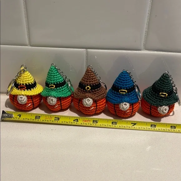 Handcrafted Pumpkin Gnome Keychain Accessory - Fall Halloween Thanksgiving - Picture 15 of 16